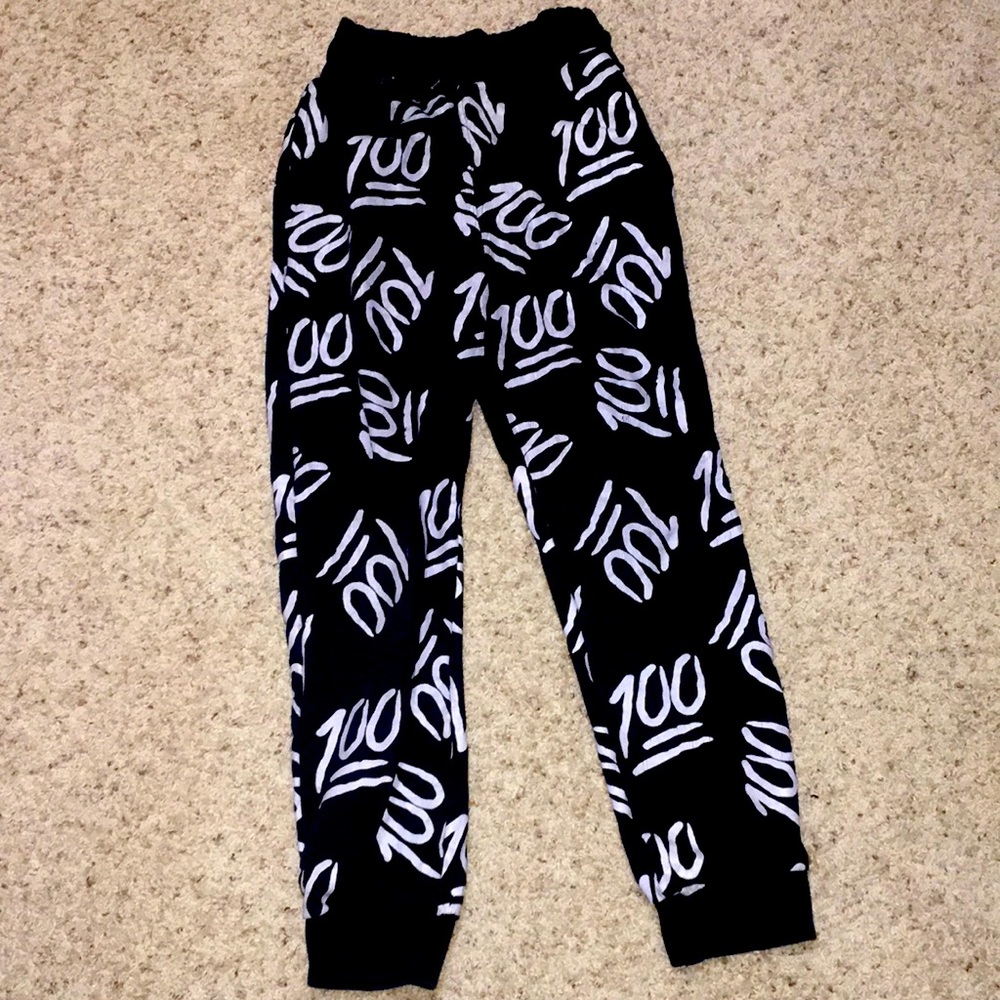 💯 joggers